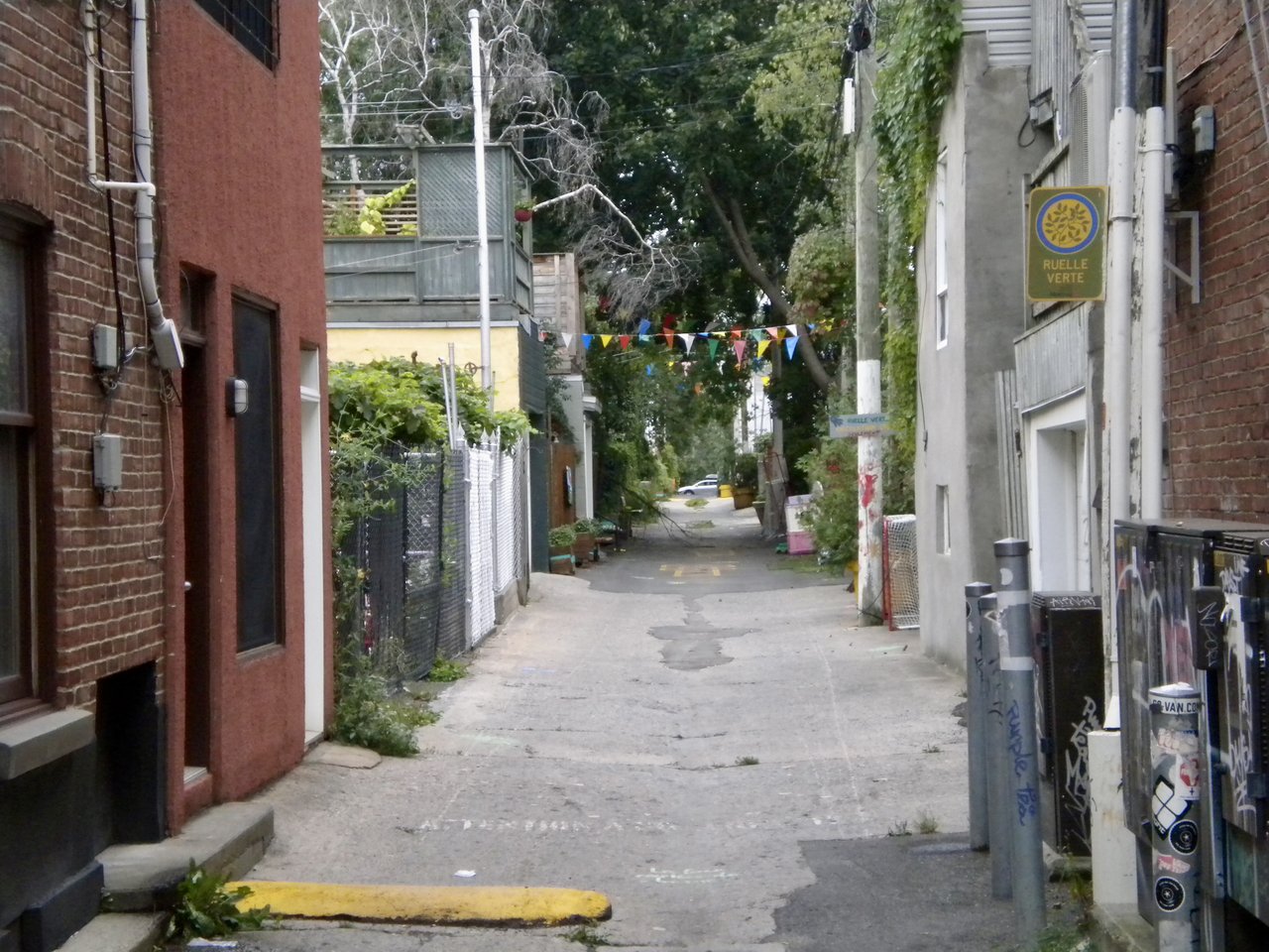Alleyway in Montréal